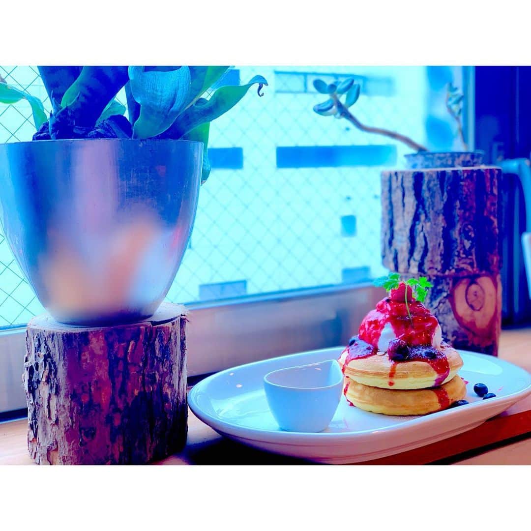 河西里音のグルメインスタ