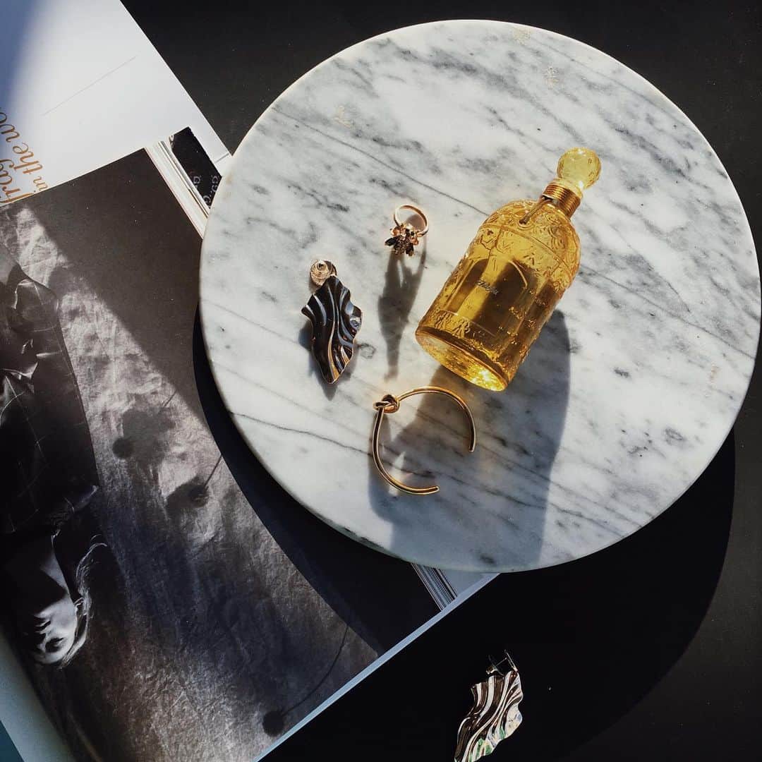 mixmatchisthekeyのインスタグラム：「choose customized bee bottle for perfume @guerlain would be good gift #mothersday」