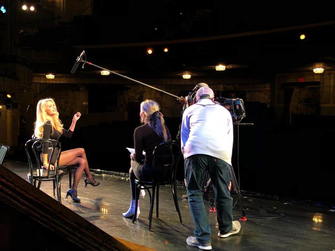 クリスティ・ブリンクリーさんのインスタグラム写真 - (クリスティ・ブリンクリーInstagram)「Come with me Behind the Scenes at Chicago the musical TONIGHT on Access! On #NBC 7:30 EST @accessonline  and the beautiful woman I am chatting with is the other half of my Producing Team Fran Weissler and Barry Weissler She just celebrated her 91 st Birthday and she is a wonderful force of positive energy! She looks amazing right!!!!And they both looked right past my age and gave me the part because they wanted me and didn’t define me by the number. No wonder they have the longest running play on Broadway! They follow their gut! And I’m so grateful! @chicagomusical #bts」5月10日 2時32分 - christiebrinkley