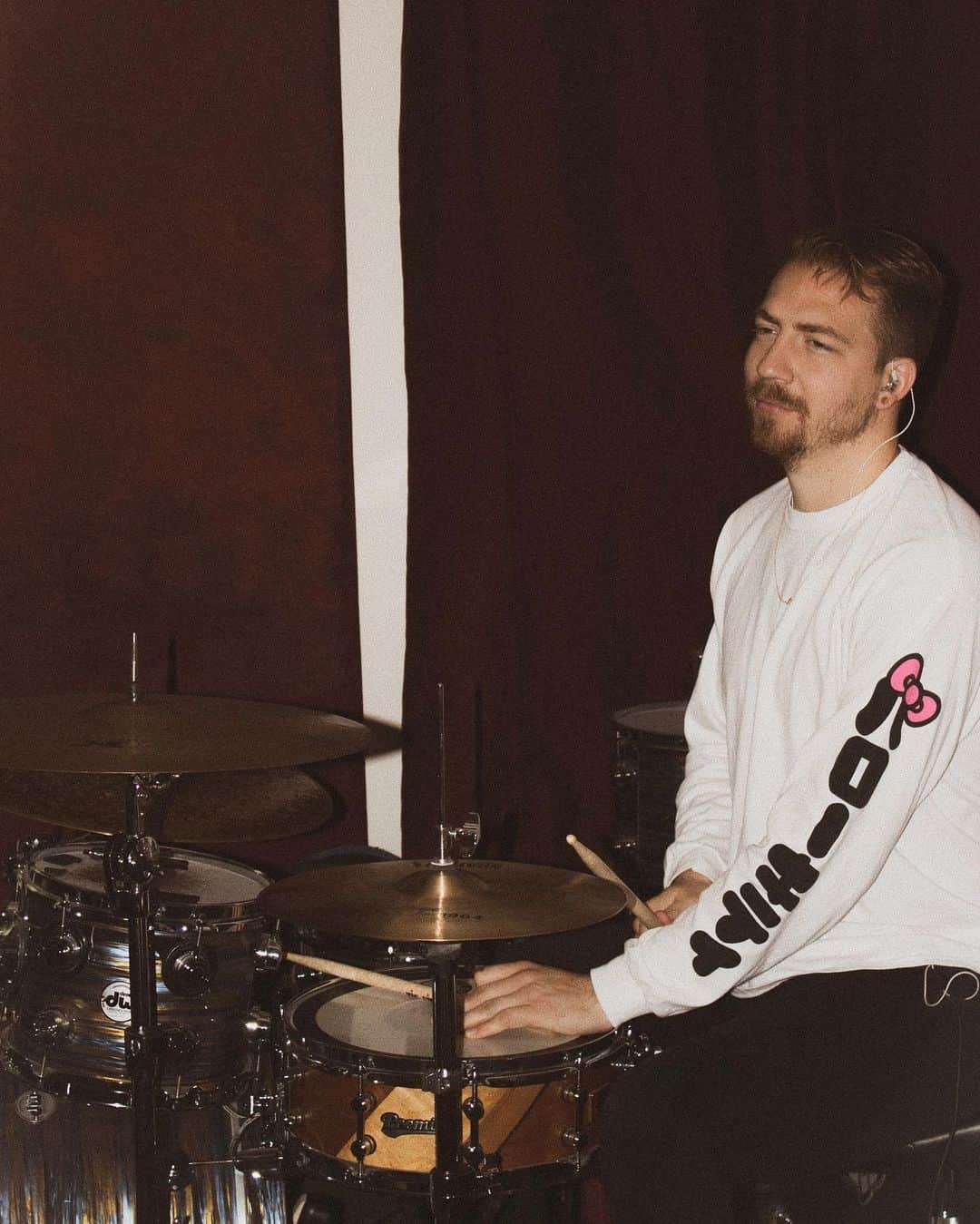 Magic!のインスタグラム：「Swipe up in our stories for early access to tickets for our shows in Ontario this August!」