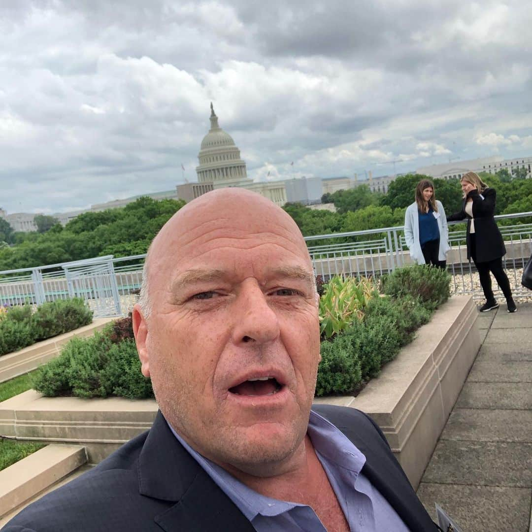 ディーン・ノリスさんのインスタグラム写真 - (ディーン・ノリスInstagram)「#righttobeararts @thecreativecoalition」5月10日 3時04分 - deanjnorris