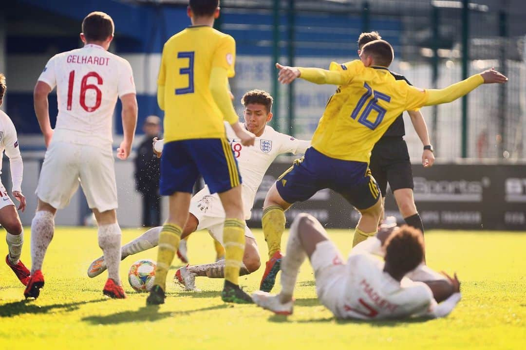 サッカー イングランド代表チームさんのインスタグラム写真 - (サッカー イングランド代表チームInstagram)「Ending on a high 💪」5月10日 4時06分 - england