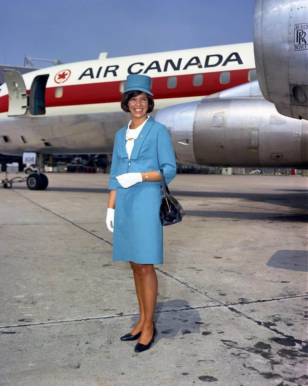 AIR CANADAさんのインスタグラム写真 - (AIR CANADAInstagram)「#ThrowbackThursday 1967 edition! #tbt . . La nostalgie du jeudi, version 1967!」5月10日 3時59分 - aircanada