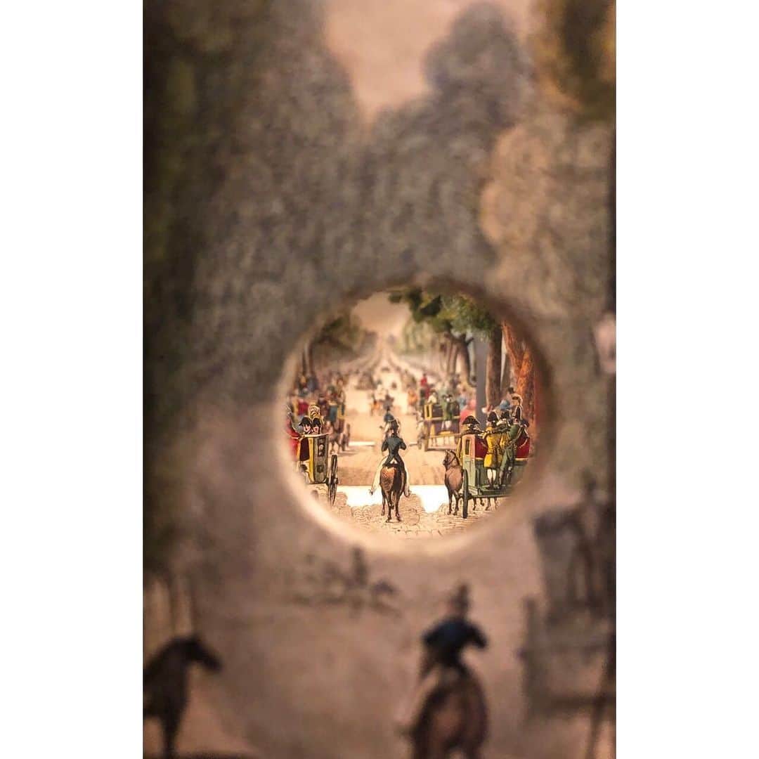 メグ・ライアンのインスタグラム：「Magical Paris...」