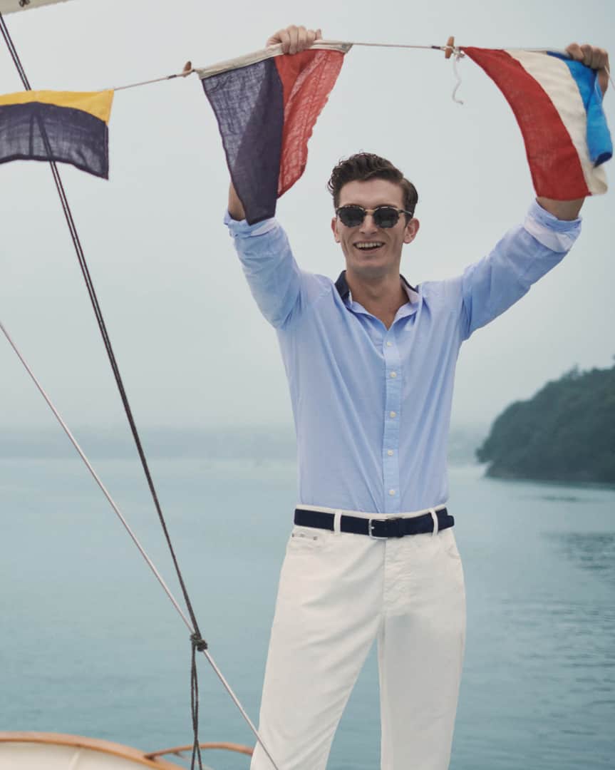 ハケットのインスタグラム：「Look dapper come rain or shine with our British Navy edit ⚓️ Explore in bio. #Hackett」