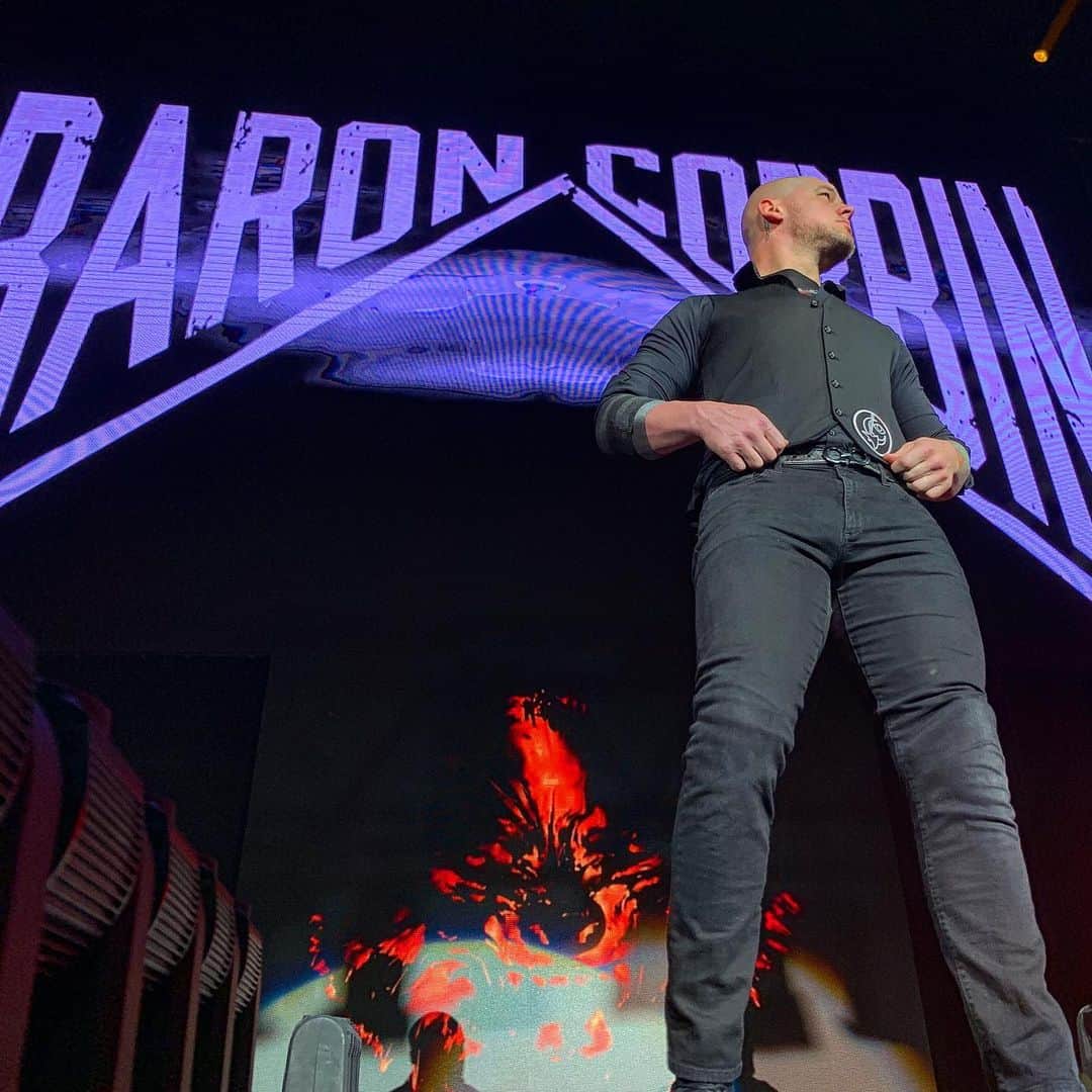 WWEさんのインスタグラム写真 - (WWEInstagram)「The #UniversalChampion, @wwerollins, is ready to #BurnItDown at #WWEBrussels. Standing in his way, @baroncorbinwwe」5月10日 5時20分 - wwe