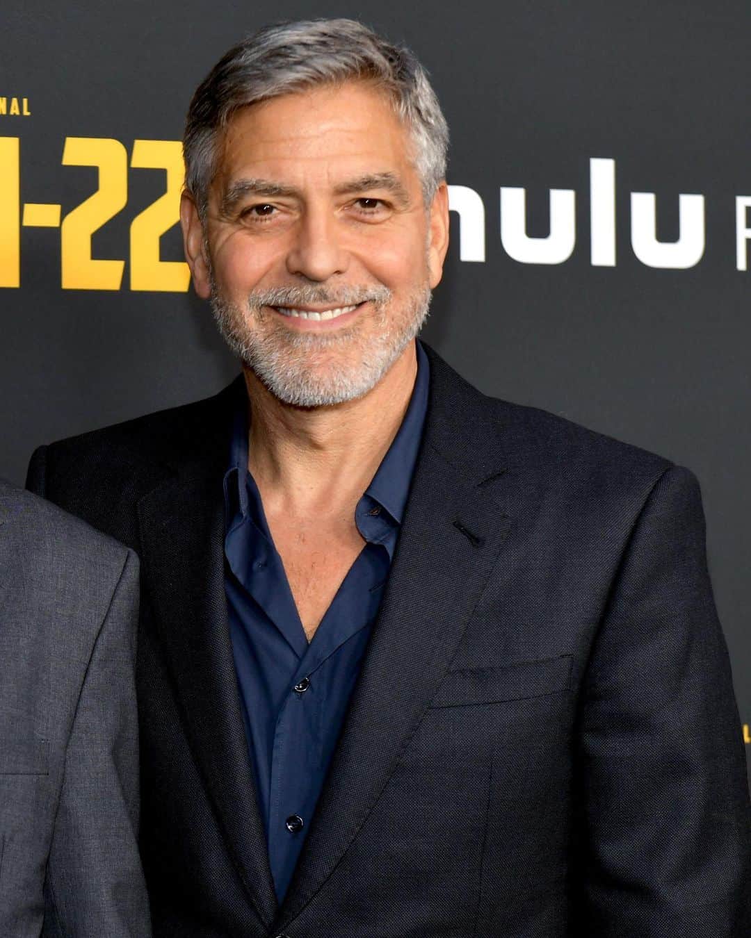 Just Jaredさんのインスタグラム写真 - (Just JaredInstagram)「George Clooney with co-stars Christopher Abbott and Grant Heslov at the #FYC screening of @catch22onhulu! See more on JustJared.com #GeorgeClooney Photos: @gettyimages」5月10日 5時36分 - justjared