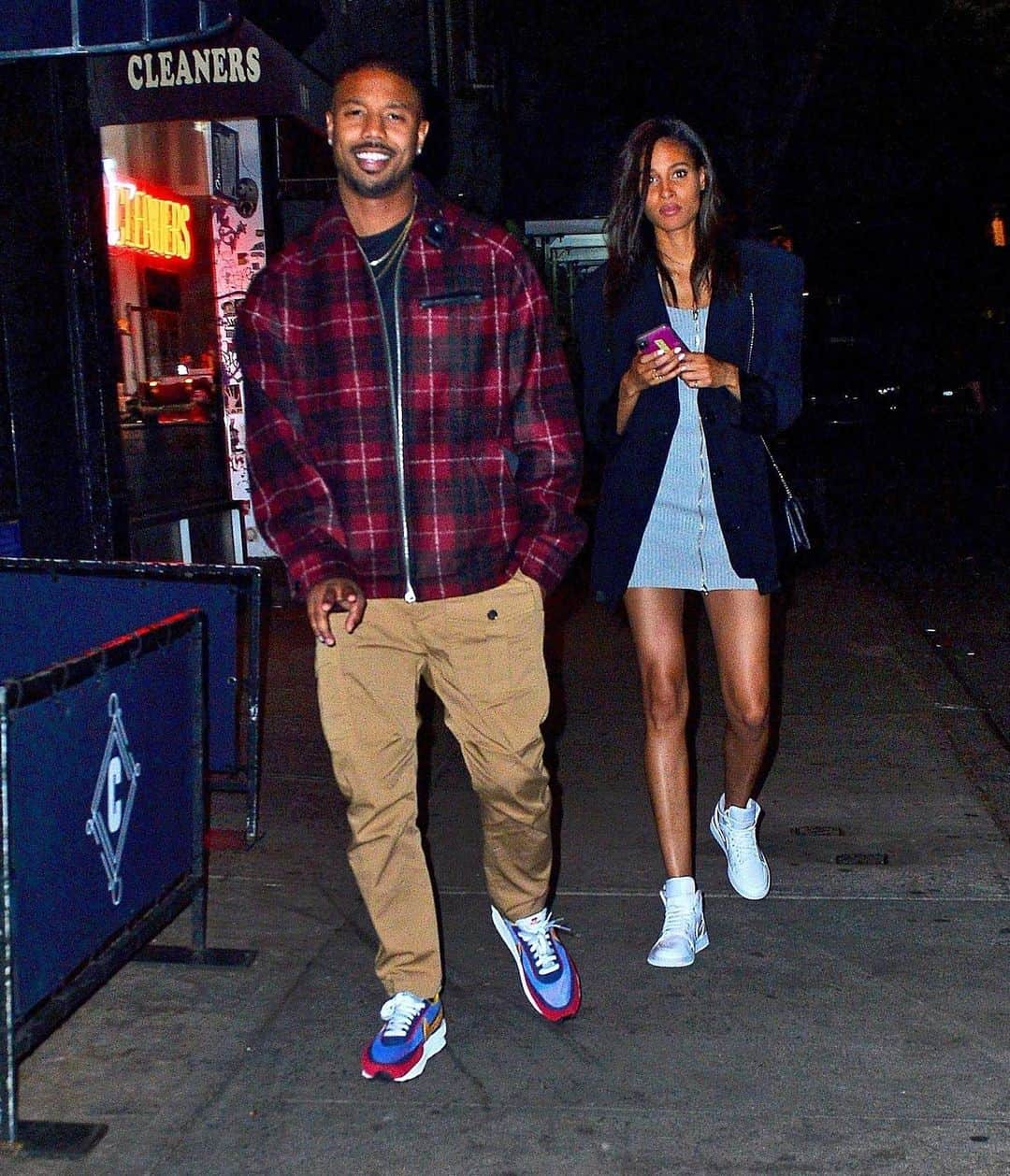 Just Jaredさんのインスタグラム写真 - (Just JaredInstagram)「@michaelbjordan was seen out to dinner with model @cindybruna! Go to JustJared.com to find out more and see more pics! #MichaelBJordan #CindyBruna Photos: Backgrid」5月10日 5時54分 - justjared