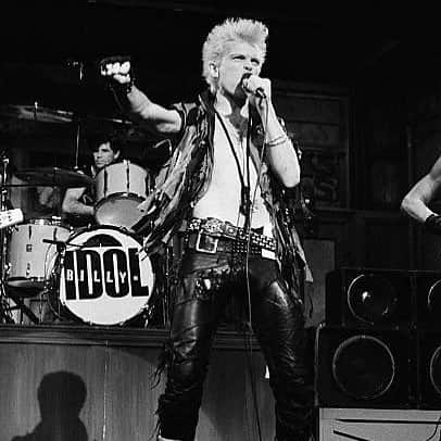 ビリー・アイドルさんのインスタグラム写真 - (ビリー・アイドルInstagram)「#tbt Saturday Night Live, January 28, 1984.」5月10日 5時56分 - billyidol