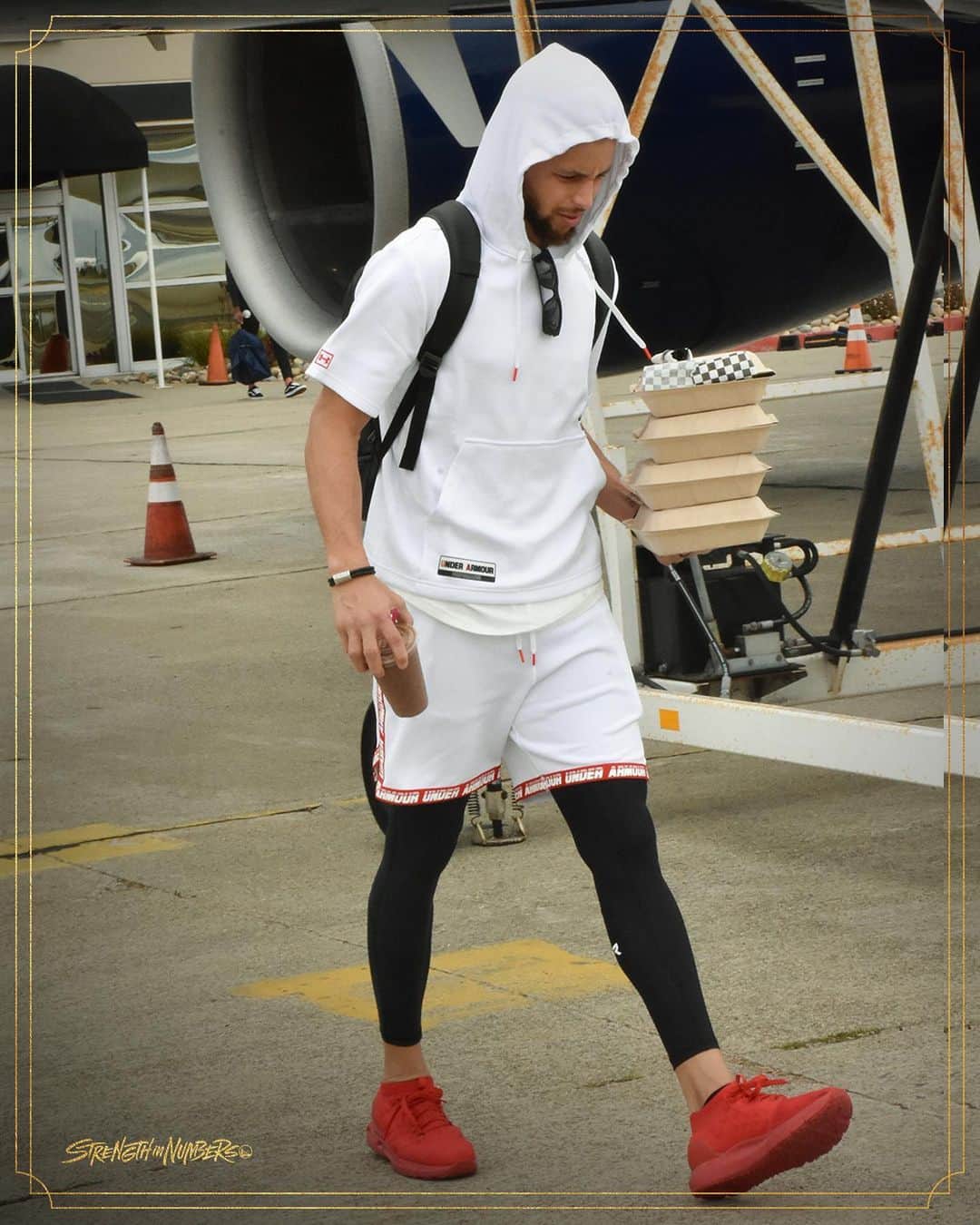 ゴールデンステート・ウォリアーズさんのインスタグラム写真 - (ゴールデンステート・ウォリアーズInstagram)「Headed to Houston ✈️」5月10日 6時08分 - warriors