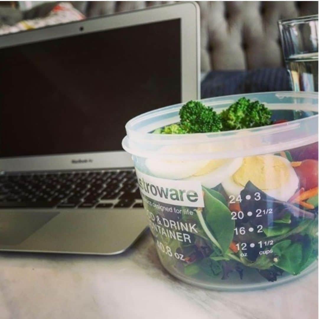 Lustrowareさんのインスタグラム写真 - (LustrowareInstagram)「#Repost @mustafatraders5 ・・・ Lustroware The Screw Top Keeper provides a snug and secure closure for the body, making this one of our most popular BPA free containers for soups, beverages, and smoothies! 😋👌 — #lustroware #BPAfree #plasticcontainers #homecontainers #foodcontainers #mealprepcontainers #mealprep #foodstorage #stayfit #stayhealthy #leakproofcontainers #spillproofcontainers #insulatedcontainers #soupcontainers #drinkcontainers #nospillcontainers #lunchcontainer」5月10日 6時41分 - lustroware