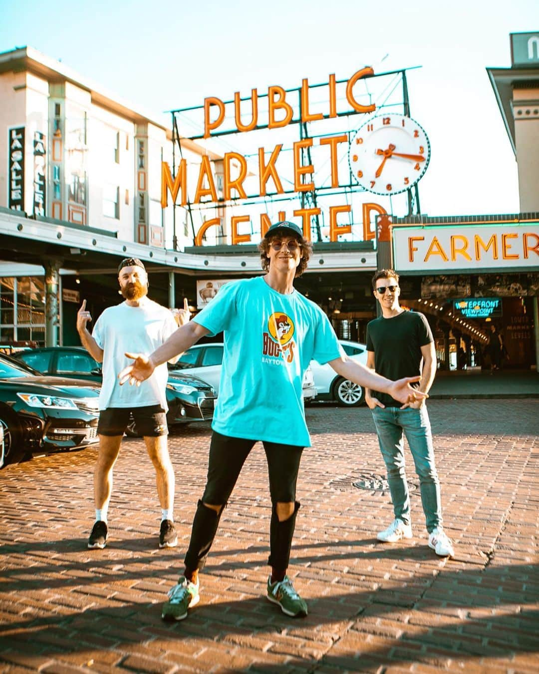 Don Brocoさんのインスタグラム写真 - (Don BrocoInstagram)「SEATTLE 🧜‍♀️💙 @luisrodphotography」5月10日 8時39分 - donbroco