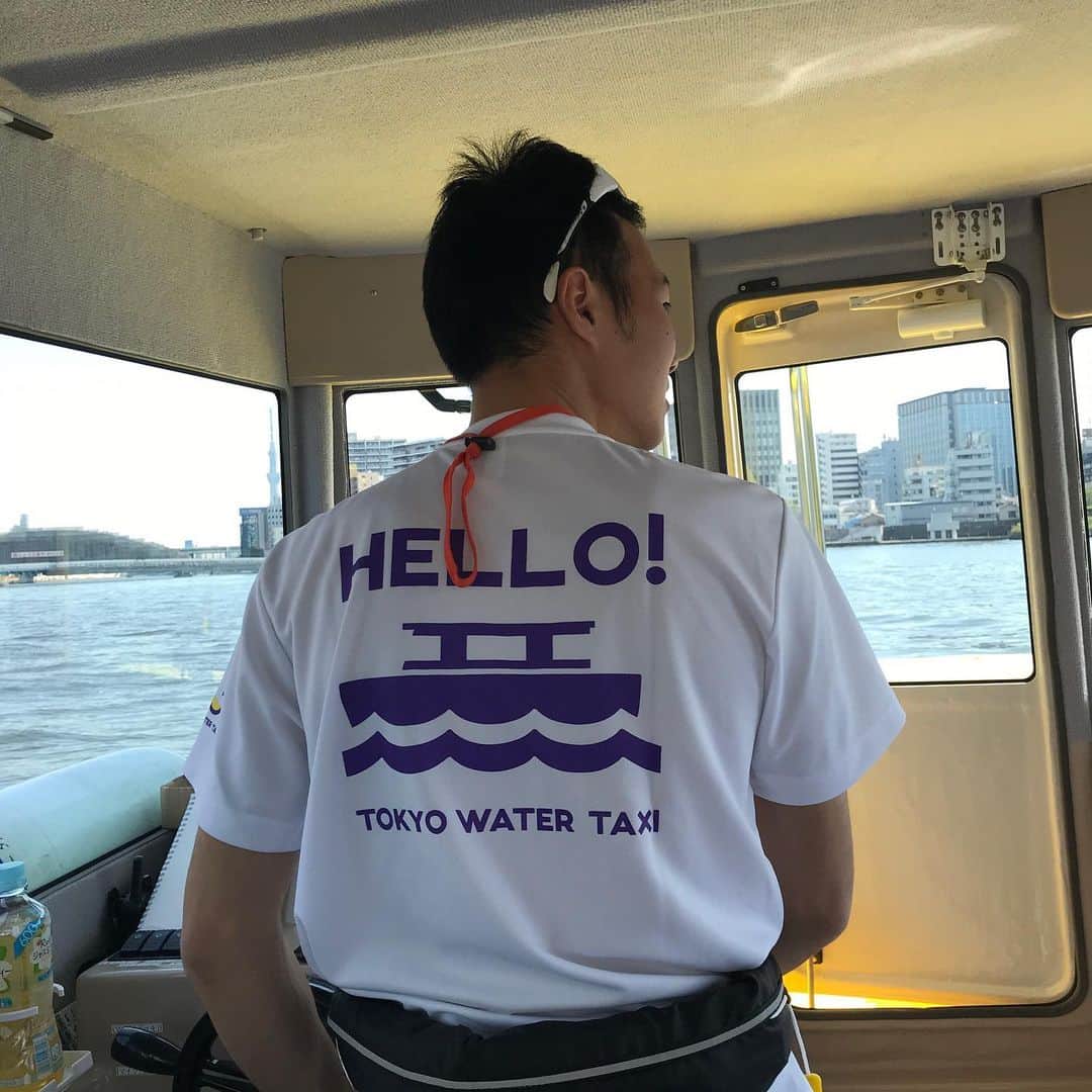 TOKYO WATER TAXIさんのインスタグラム写真 - (TOKYO WATER TAXIInstagram)「スタッフTシャツ✨ 爽やか^_^ 洗ってもすぐ乾く優れものです^_^  #tokyo  #tokyowatertaxi #スタッフtシャツ  #ロゴ #夏バージョン #白」5月10日 8時46分 - tokyowatertaxi