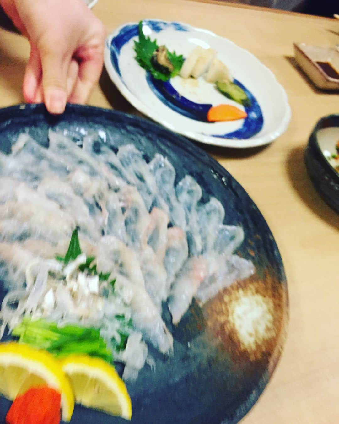 大野雄大さんのインスタグラム写真 - (大野雄大Instagram)「そして福岡でスタッフメンバーで食べた美味しかったご飯たち！！^ ^  いやぁ、写真じゃうまく伝わらないかもしれないですが、  本当にどれも美味しかったです。😊🙏」5月10日 20時49分 - da_ice_udai