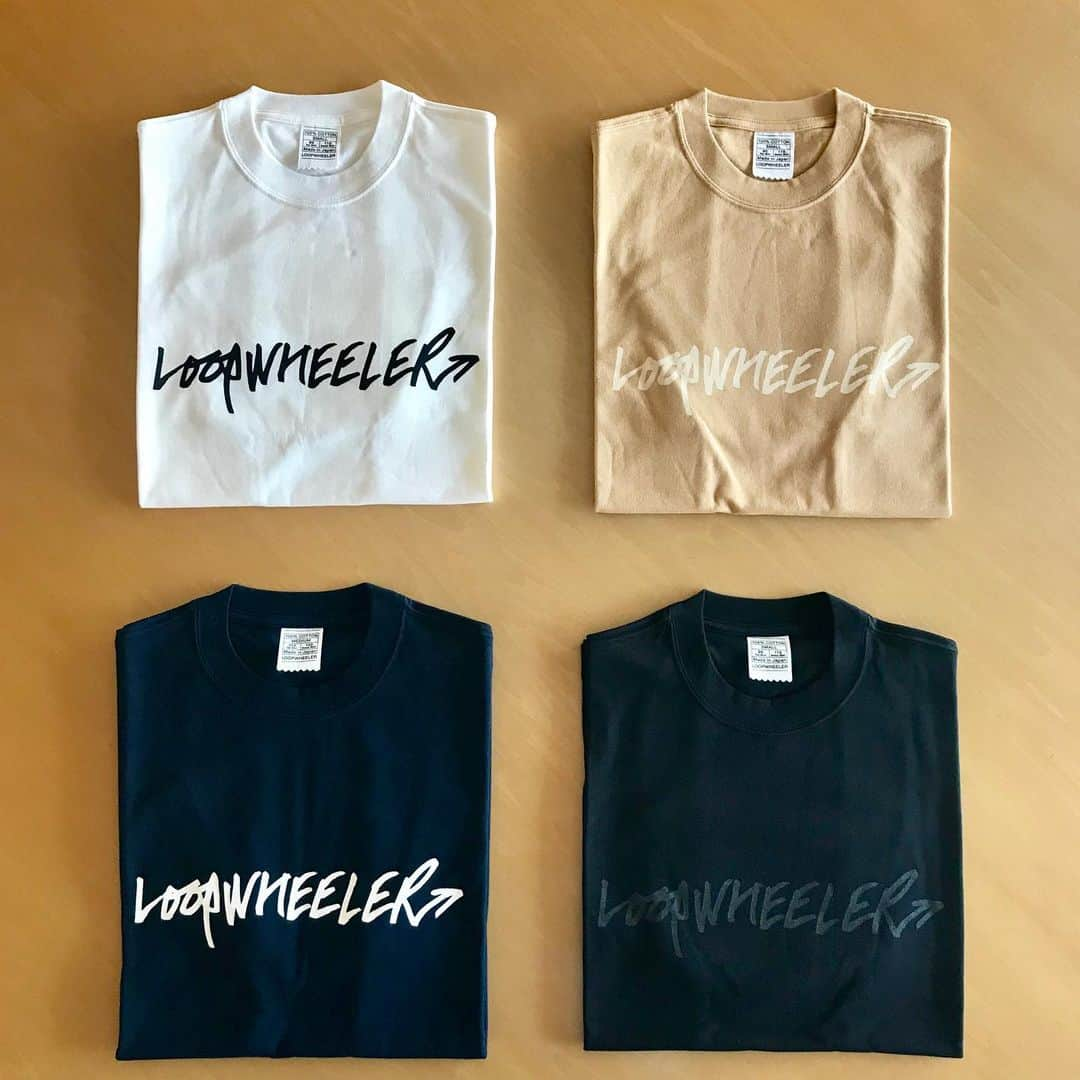 ループウィラーさんのインスタグラム写真 - (ループウィラーInstagram)「． mogno6 LOOPWHEELERアローロゴTシャツ の2019年バージョンが本日より発売です！ おなじみ内田洋一朗氏(mogno6)によるグラフィックです。 カラーは4色展開(ホワイト、サンド、マリン、ブラック)になります。 本日も12:00-19:30までご来店お待ちしてます。  #mogno6 #placerworkshop #内田洋一朗#yoichirouchida  #loopwheeler #ループウィラー #tsuriami #吊り編み#madeinjapan #日本製#sweat#sweatshirt#loopwheelerfukuoka #ループウィラー福岡 #スウェット#福岡#薬院#定番#후쿠오카#스웨트셔츠」5月10日 11時59分 - loopwheelerfukuoka