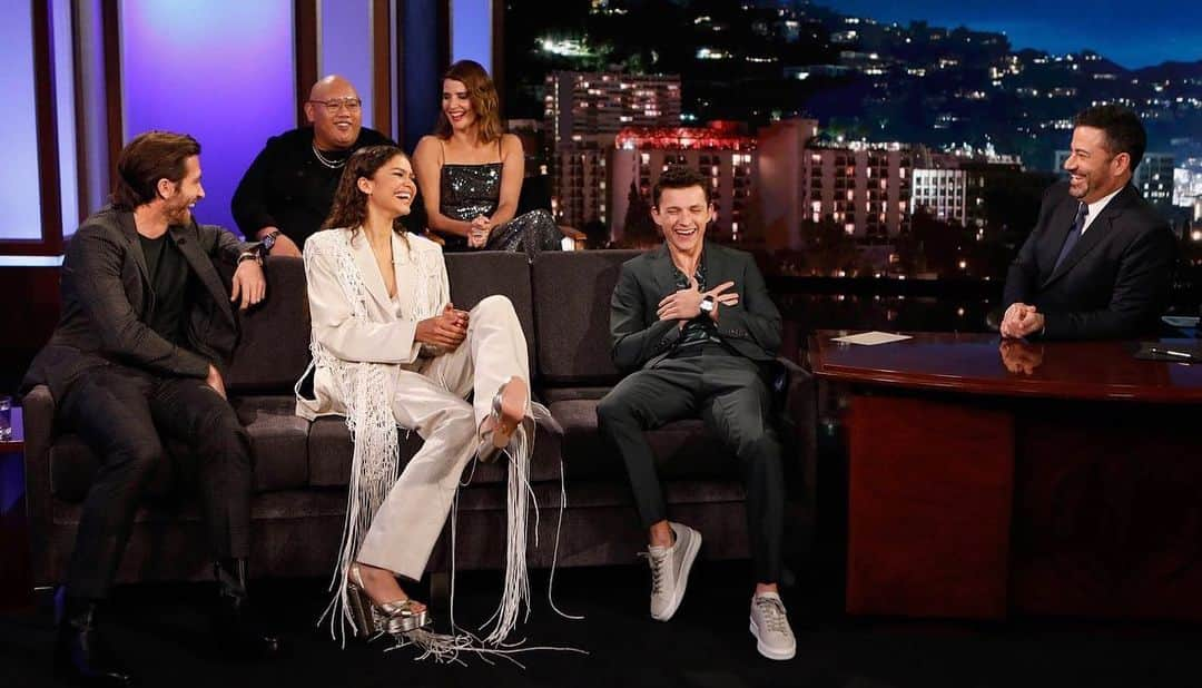 ゼンデイヤさんのインスタグラム写真 - (ゼンデイヤInstagram)「Clearly we had a terrible time on @jimmykimmellive」5月10日 12時50分 - zendaya