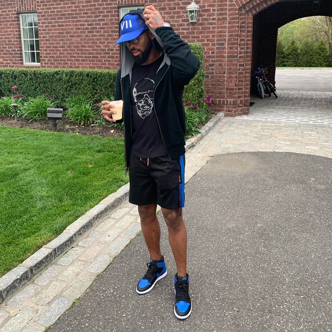 ホセ・レイエスのインスタグラム：「Dando canilla😂 #UncarronDelaMenlacanilla」