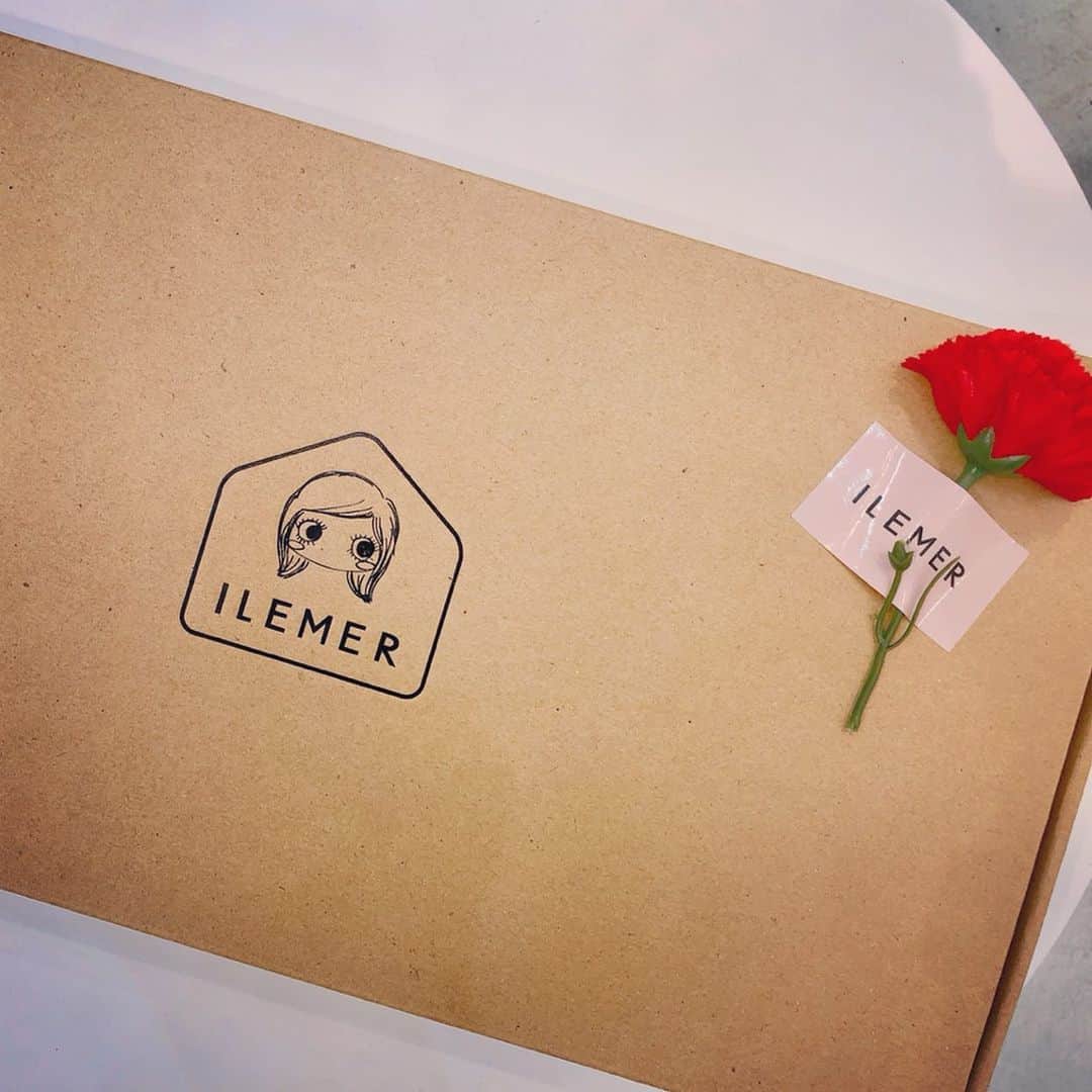 ILEMERのグルメインスタ