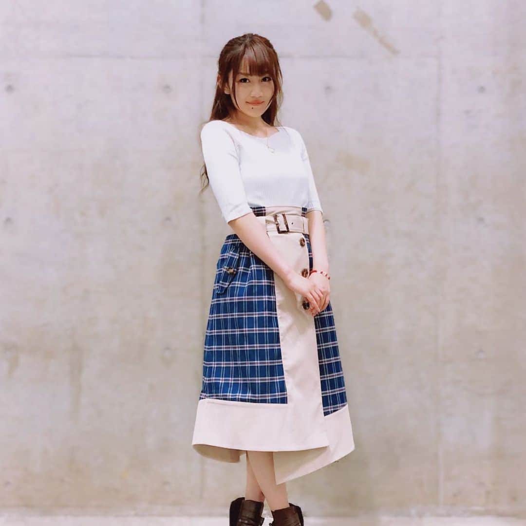 久代梨奈さんのインスタグラム写真 - (久代梨奈Instagram)「私服👚✨🔍 REDYAZELのスカートはどれもオシャレで大好き( ⁎ᵕᴗᵕ⁎ )❤︎ #redyazel」5月10日 15時20分 - rina.kushiro_official