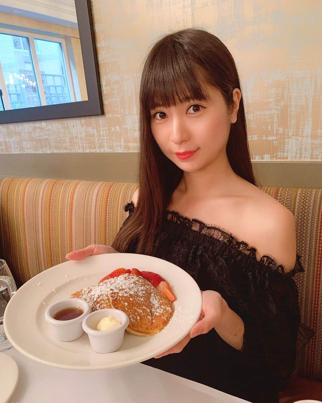 高瀬友規奈さんのインスタグラム写真 - (高瀬友規奈Instagram)「Typical breakfast in NY🍽 ・ ・ ・ #pancakes」5月10日 15時24分 - yukina_731