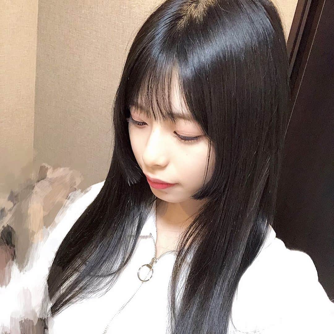 川崎ひかるのインスタグラム：「とぅるとぅるよ😘姫カット🛸@lapis.kouki」