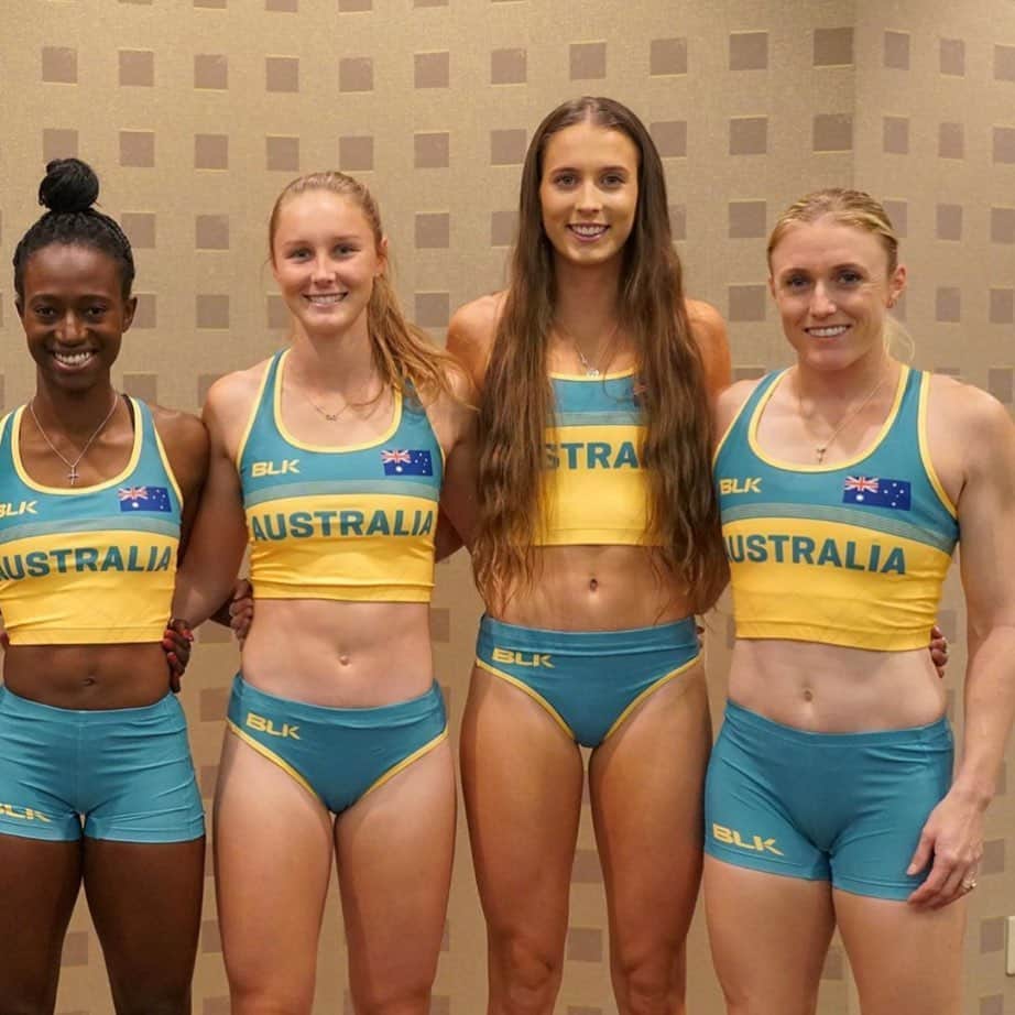 サリー・ピアソンさんのインスタグラム写真 - (サリー・ピアソンInstagram)「Pretty good looking group, if I do say so myself 😜 an honour to represent Australia at the IAAF World Relays 🇦🇺 time to take on the world 🌎 Swipe ➡️ to see if you can find me 😉 • #ThisIsAthletics @iaafyokohama19」5月10日 20時56分 - sallypearson