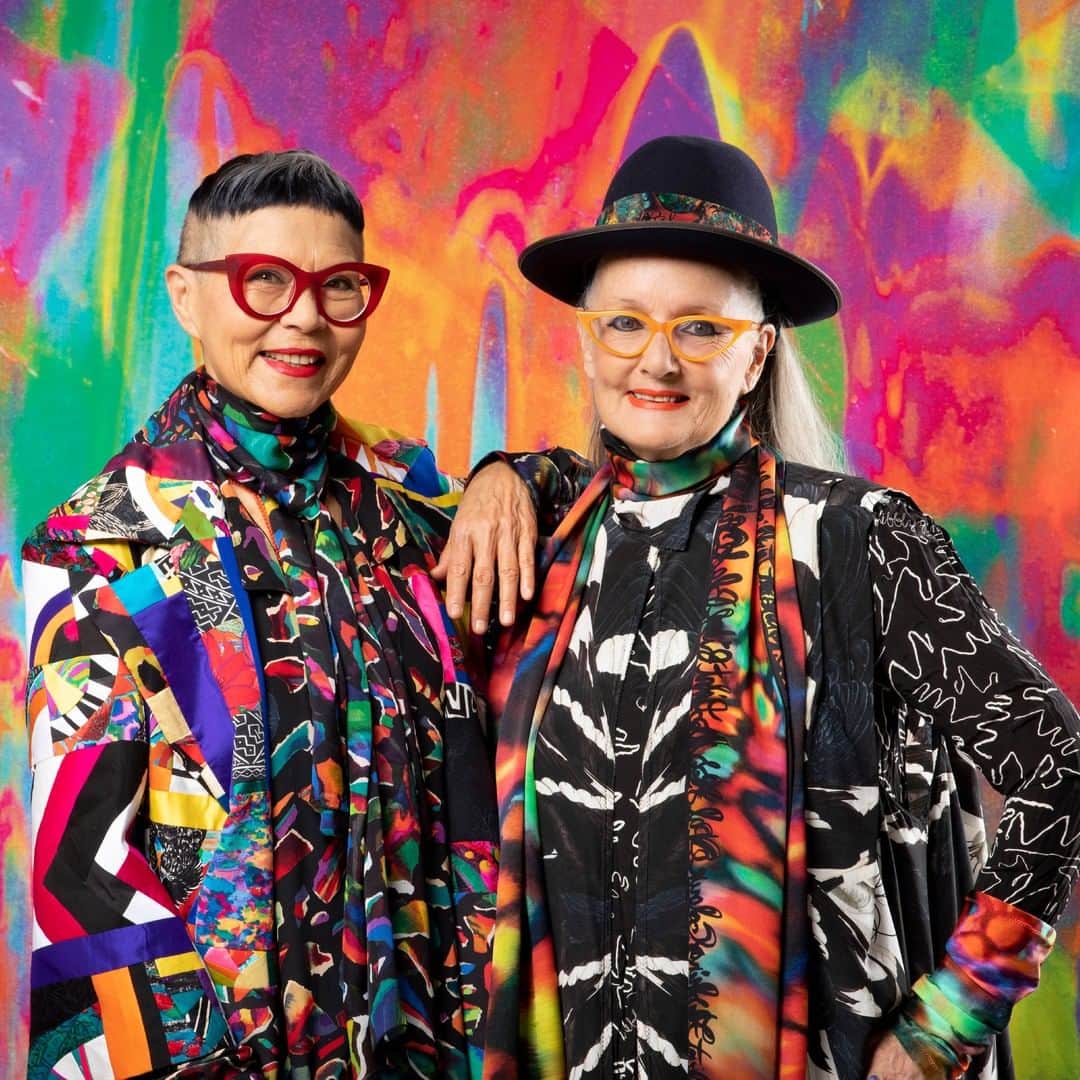 のインスタグラム：「From their formative years and influences, through to the height of their success, Step Into Paradise explores the work of Jenny Kee and Linda Jackson, and their impact on Australian fashion. More via link in bio 👆  @jennykeeoz  @opallindaoz  #stepintoparadise  #jennykee  #lindajackson  #australianfashion  #australiandesigners  #sydney  #australia 📷: @marinco_photography」