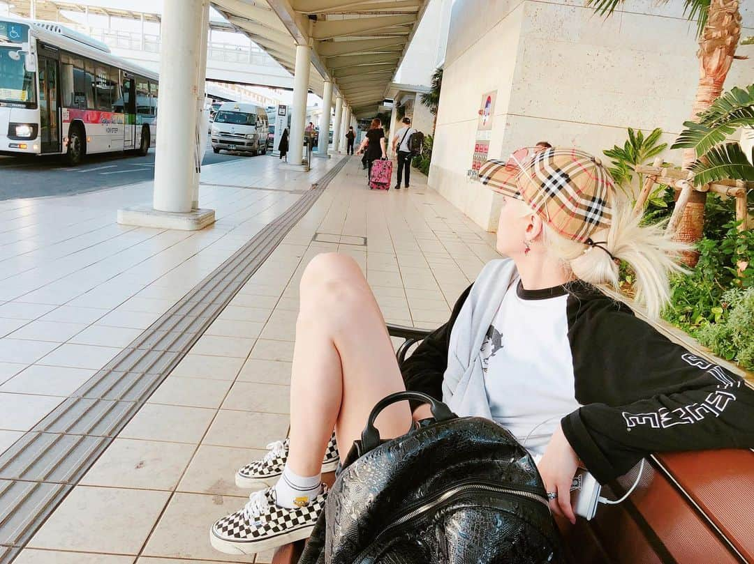 キム・ボア さんのインスタグラム写真 - (キム・ボア Instagram)「I wanna leave anywhere ✈️」5月10日 16時24分 - tomboaaa