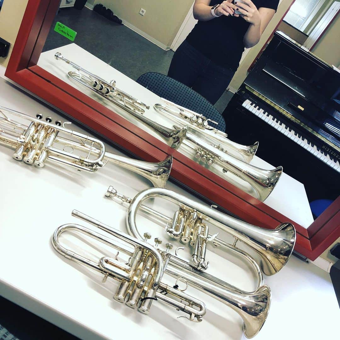 ティーネ・ティング・ヘルセットのインスタグラム：「My babies for tonight’s concert @komischeoperberlin! #penderecki #haydn」