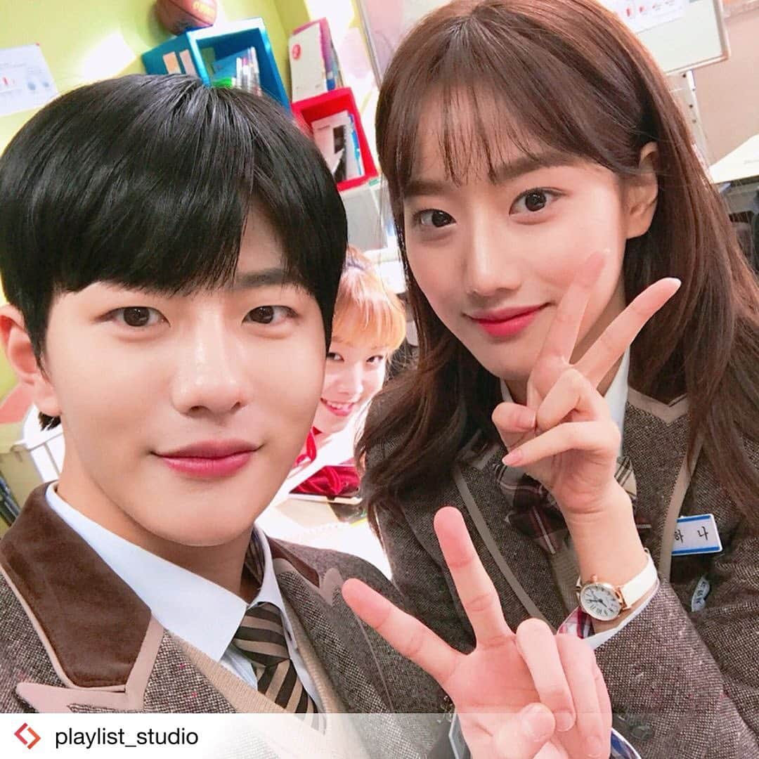 Aprilさんのインスタグラム写真 - (AprilInstagram)「#Repost from @playlist_studio . 김하민 vs 주하나 여러분이 응원하는 커플은⁉️ . 오늘 7시에 깜짝 영상이 있다던데🤫 . . . #에이틴 #에이틴2 #플레이리스트 #웹드라마 #김하나 #하민 #류주하 #주하나 #김하민 #투표 #서연고」5月10日 17時50分 - official.april