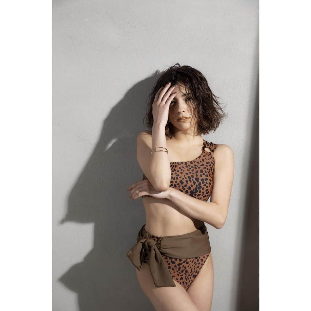 塚本バンブー柚子さんのインスタグラム写真 - (塚本バンブー柚子Instagram)「MURUA 2019 swimwear collection 🐆🖤 Thank you @murua_official #bikini#murua」5月10日 18時12分 - bambouyuzu