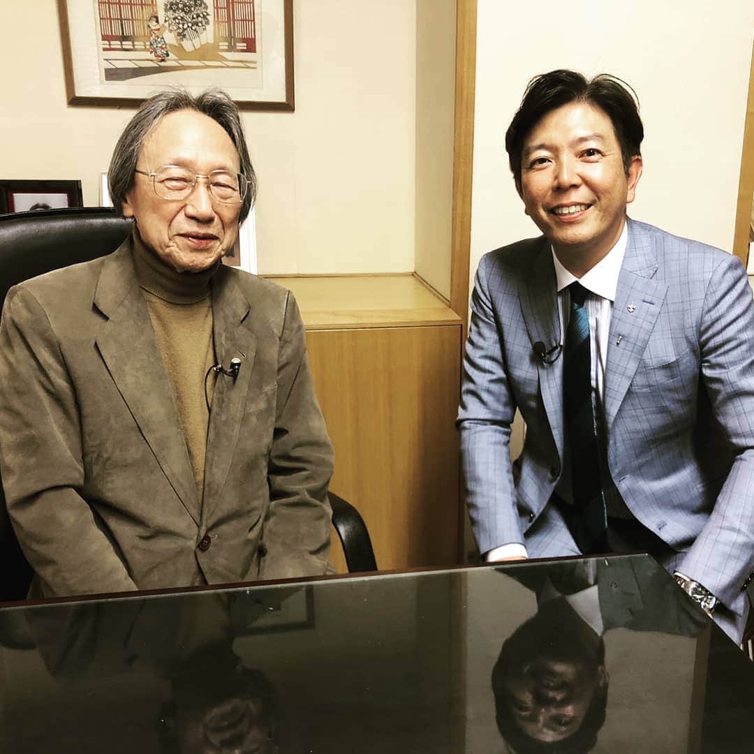 竹内弘一さんのインスタグラム写真 - (竹内弘一Instagram)「新元号・令和といえばこの方！ 中西進先生。令と和に込められた意味を一番ご存知？なので話は盛り上がりまくり。誰が考案したか？は30年後に公になりますが、そんなことより令和に込められた様々な意味を全国で一番くわしくお伝えします。#kyobizx #中西進 #令和」5月10日 18時12分 - takeuchi_koichi