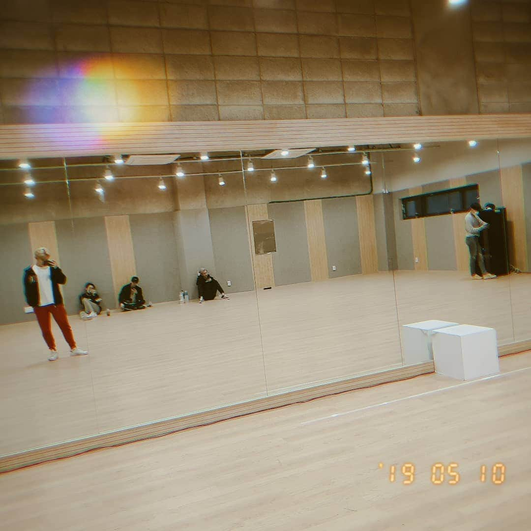 リッキーさんのインスタグラム写真 - (リッキーInstagram)「⬆️TEENTOP」5月10日 18時19分 - ricky_teentop_