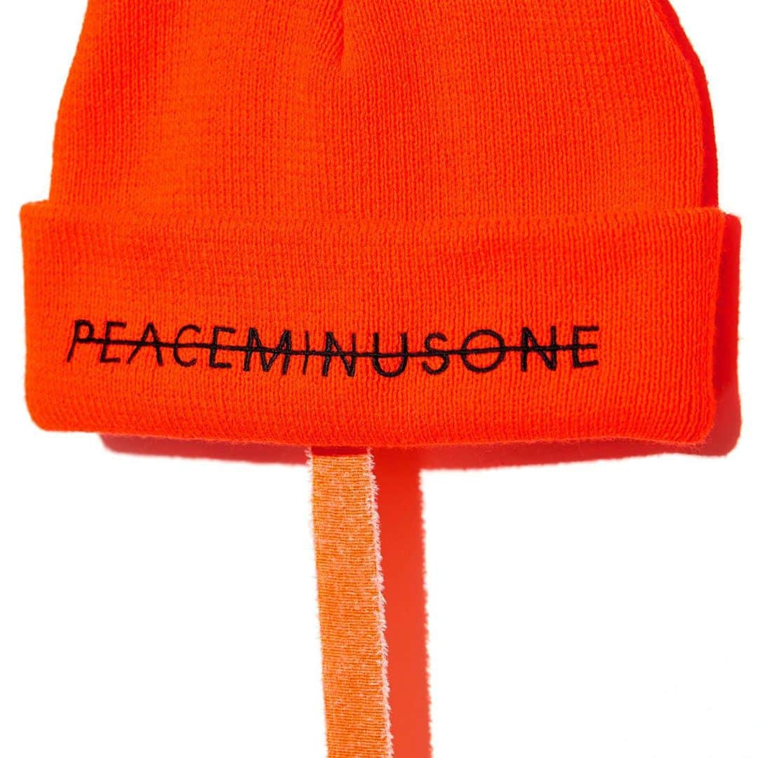 PEACEMINUSONEさんのインスタグラム写真 - (PEACEMINUSONEInstagram)「PMO®️➖SOCKS (NEON) PMO®️➖KNIT CAP (ORANGE)」5月10日 18時20分 - peaceminusonedotcom