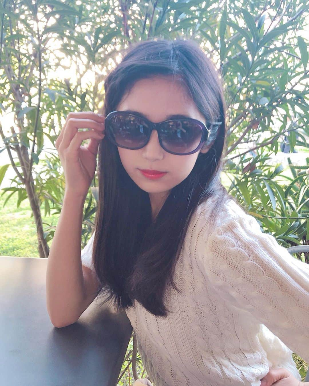 浅野杏奈さんのインスタグラム写真 - (浅野杏奈Instagram)「ママちゃんのサングラス🕶💕﻿ ﻿﻿﻿﻿﻿ #photography #photooftheday #like #love #ポートレート #fashion #ootd  #followme ﻿﻿﻿﻿﻿﻿﻿﻿﻿﻿﻿﻿﻿﻿﻿﻿﻿﻿﻿﻿﻿﻿﻿﻿﻿ #アイドル #instagood #instalike #令和」5月10日 18時24分 - this.is.anna_box