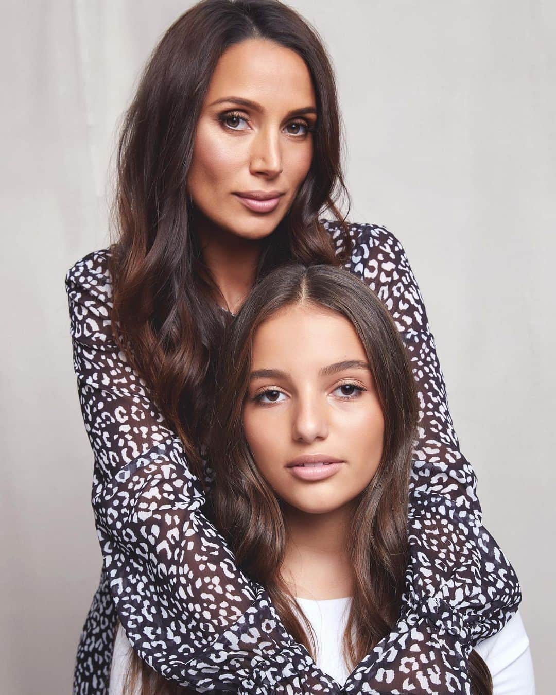 KOOKAI さんのインスタグラム写真 - (KOOKAI Instagram)「Celebrating Mother’s day with @snezanawood and @eve.vict 💕 What does Snezana find most rewarding about motherhood? “Watching your children learn, discover and grow in front of your eyes. Everyday is a beautiful adventure and nothing in life compares. Our girls are our life” Tap to shop Snezana & Eve’s looks •• #kookai #kookaimothersday」5月10日 18時53分 - kookai_australia