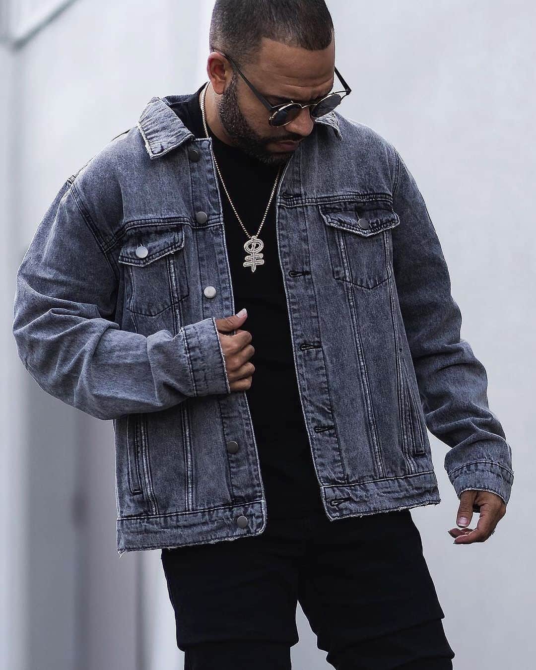 STYLE4GUYSのインスタグラム：「@FashionNovaMEN coming through with your fav Spring denims 👖」
