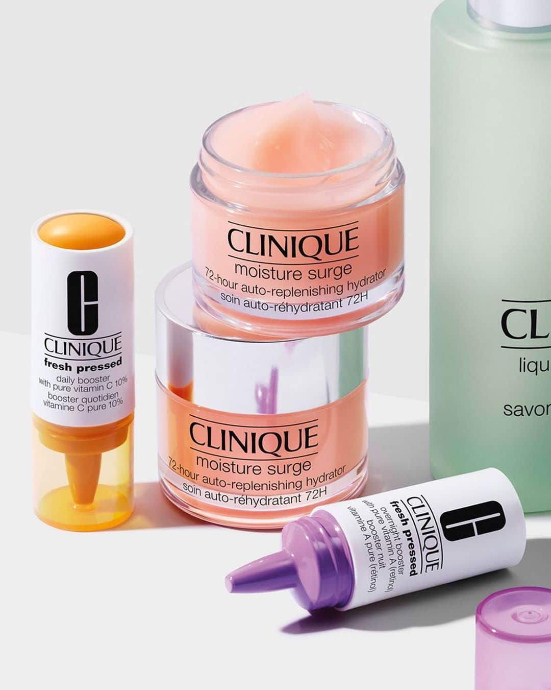 クリニークさんのインスタグラム写真 - (クリニークInstagram)「Fan favorite #MoistureSurge, meet our newest obsession: #FreshPressed Clinical with #Retinol. Shop now on clinique.com!  #Clinique #skincare #beauty #parabenfree #fragrancefree #happyskin」5月11日 4時54分 - clinique