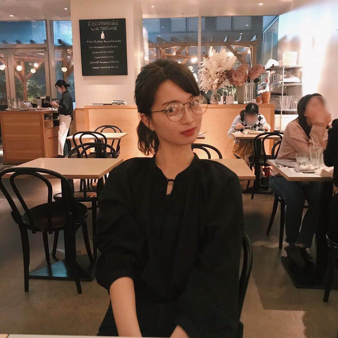 赤坂星南さんのインスタグラム写真 - (赤坂星南Instagram)「🤓 ・ ・ ・ ・ ・ #cafe#senars#フォトバイケイ」5月10日 21時08分 - sena_akasaka