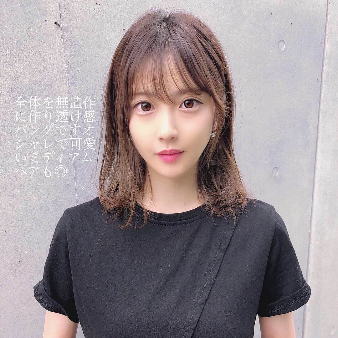 小西恭平さんのインスタグラム写真 - (小西恭平Instagram)「長さによる印象の違い💇🏻‍♀️💇🏼‍♀️✨﻿ ﻿ ミニボブで前髪があるとキュートで可愛らしいヘアスタイルです✨首も綺麗に見え、頭も小さく見えます✨﻿ ﻿ ミディアムでレイヤースタイルの、シースルーバングは、可愛さとキレイめをとり入れたヘアスタイルです✨﻿ ﻿ ビッグウェーブのセンターパートは、大人っぽい雰囲気に、知的な女性をイメージさせてくれます✨﻿ ﻿ 髪型によって、その一つ一つに良さがあります😊﻿ ﻿ 似合う髪型は一つではありません🙋🏻‍♂️﻿ 自分のやりたいヘアスタイル、それに合った雰囲気にヘアスタイルを作るとオシャレと周りから言われるようになりますよ😊﻿ ﻿ #オブヘア#美容院#美容室#オブコスメティックス#原宿#サロンモデル#ミディアム#美容師#グラデーションカラー#fashion #ヘア#アレンジ#ヘアアレンジ#make#zara#ロング#hair#グレージュ#ヘアスタイル#スタイリング#髪型 #メイク#シースルーバング#表参道#ショート#似合わせカット#渋谷#hairstyle#コニタンカット」5月10日 21時17分 - kyohei_konishi