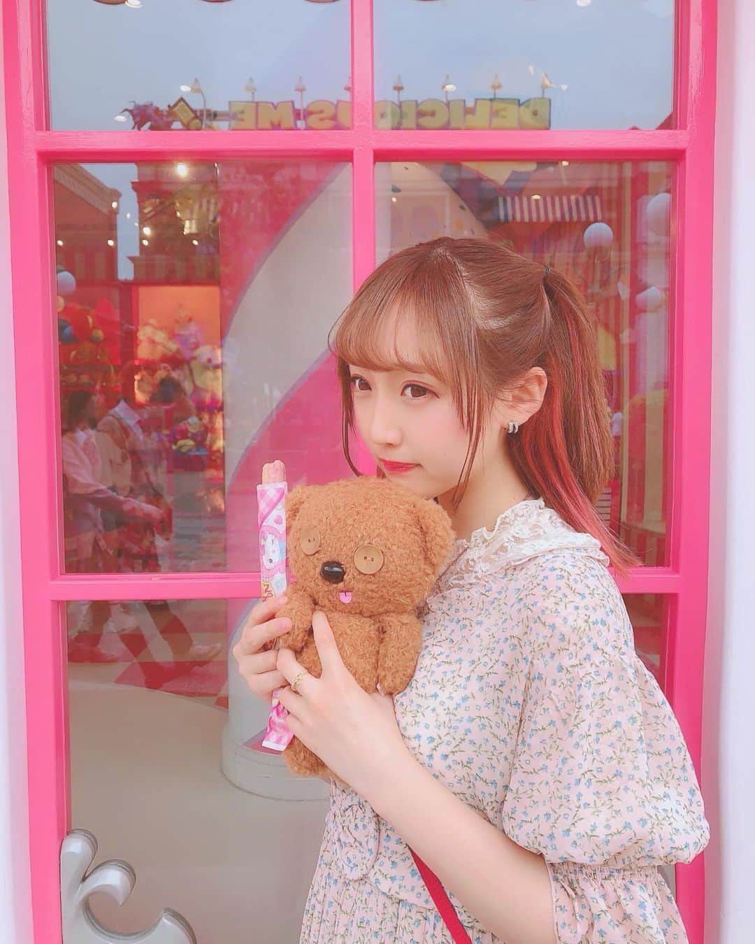 星野麻里愛さんのインスタグラム写真 - (星野麻里愛Instagram)「まりあのだいすきな チュリトスとティム🐻❤️ #チュリトス #ユニバ #USJ #Tim #ティム #ゆにば  #ユニバーサルスタジオジャパン  #くま #ハーフツイン」5月10日 21時23分 - maria.pink28