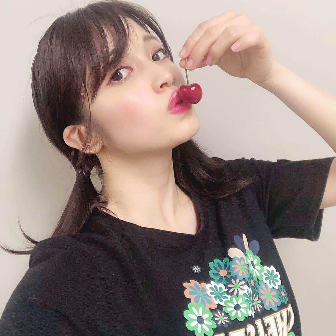 村島未悠さんのインスタグラム写真 - (村島未悠Instagram)「関西初日！ ありがとうございました💗😊 #cherrsee#楽しい#差し入れ#ありがとう#miyu#チェル日記#さくらんぼ#ツインテール」5月10日 21時43分 - happy_miyu0827