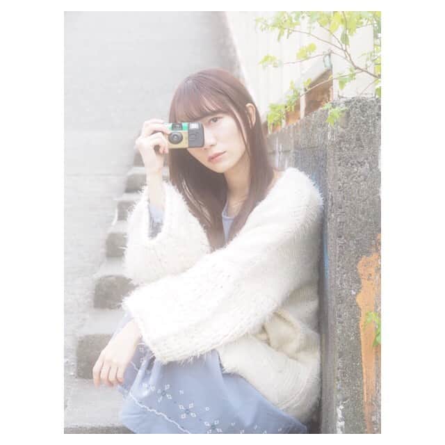 江嶋綾恵梨さんのインスタグラム写真 - (江嶋綾恵梨Instagram)「写ルンです。📸 #photography #photo #portrait #カメラ女子」5月10日 22時50分 - aeringoooo