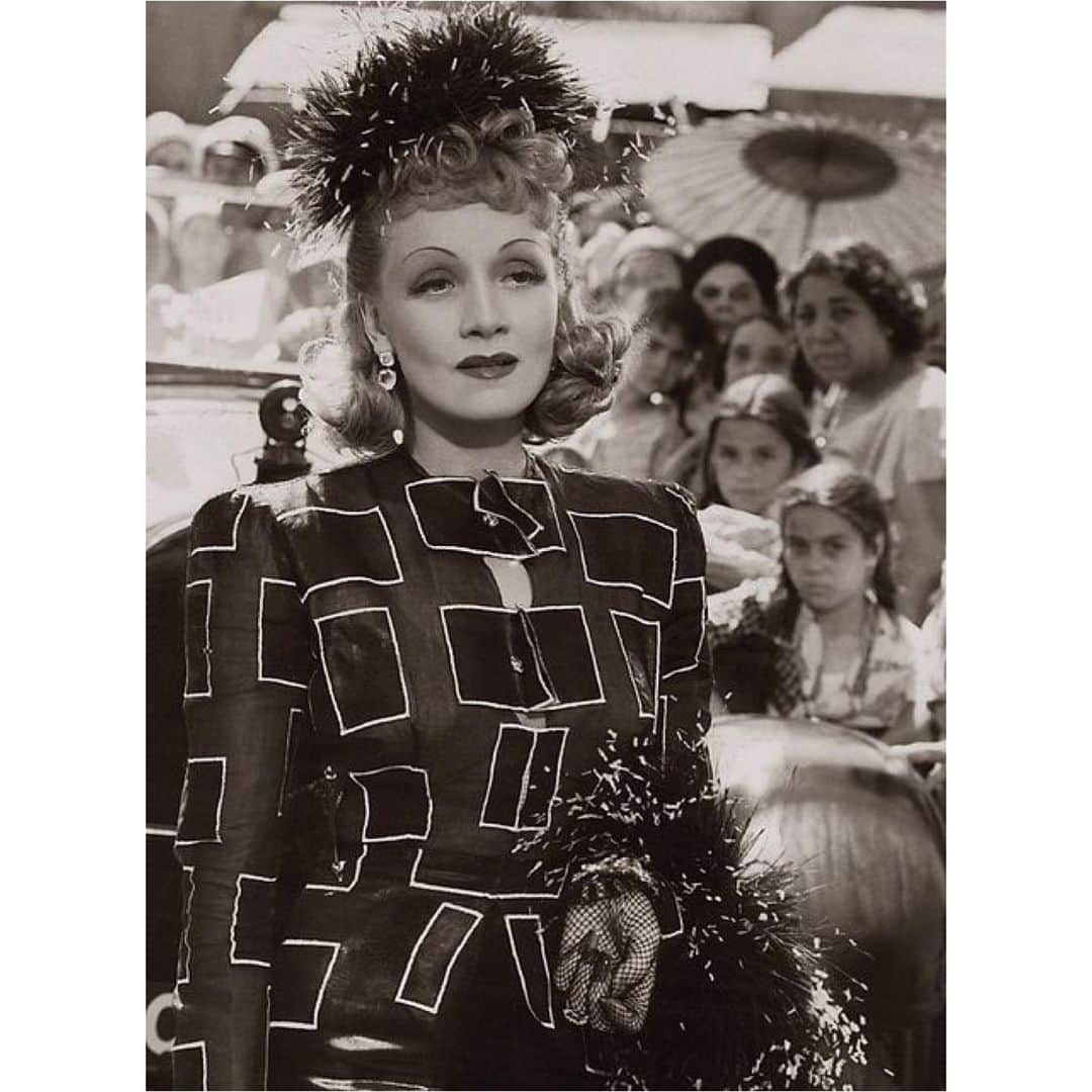 フィリップトレーシーさんのインスタグラム写真 - (フィリップトレーシーInstagram)「On Monday I visited the Marlene Dietrich archive in Berlin. I was a thrill of a lifetime to see her iconic collection. True style and vision. The entire collection is not on display sadly, however some pieces are on display at @deutsche_kinemathek. More to come!  #deutschekinemathek #visitberlin #marlenedietrich」5月10日 23時01分 - philiptreacy