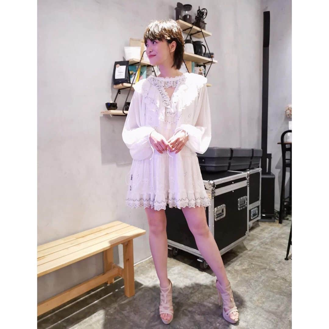 フェリシア・チェンさんのインスタグラム写真 - (フェリシア・チェンInstagram)「Thank you for this pretty dress and getup❤️ I really really like it😘😘 @coach」5月10日 23時22分 - iamfeliciachin