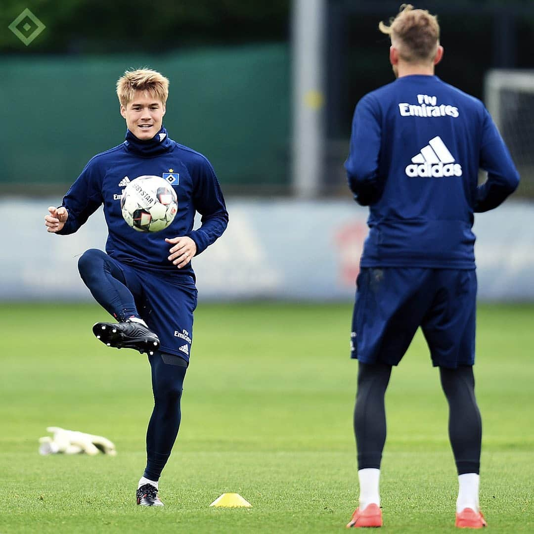 ハンブルガーSVさんのインスタグラム写真 - (ハンブルガーSVInstagram)「Fokus auf‘s Wesentliche ⚽️ #nurderHSV #Training  __ 📸 @witters_sportfotografie」5月10日 23時46分 - hsv