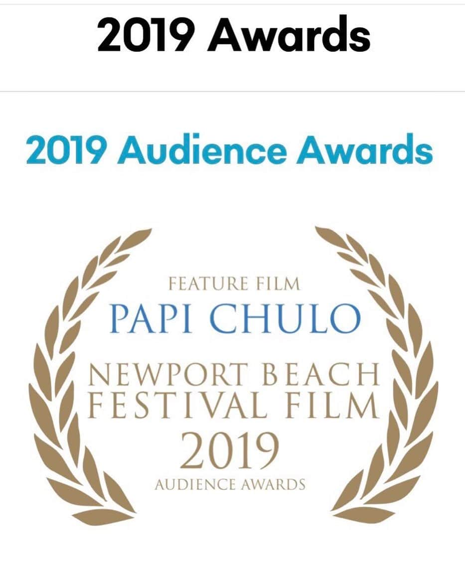 マット・ボマーさんのインスタグラム写真 - (マット・ボマーInstagram)「Thank Newport Film Festival, and to everyone who attended and voted for Papi Chulo! In theaters June 7th! Link to the trailer in my bio.」5月10日 23時44分 - mattbomer