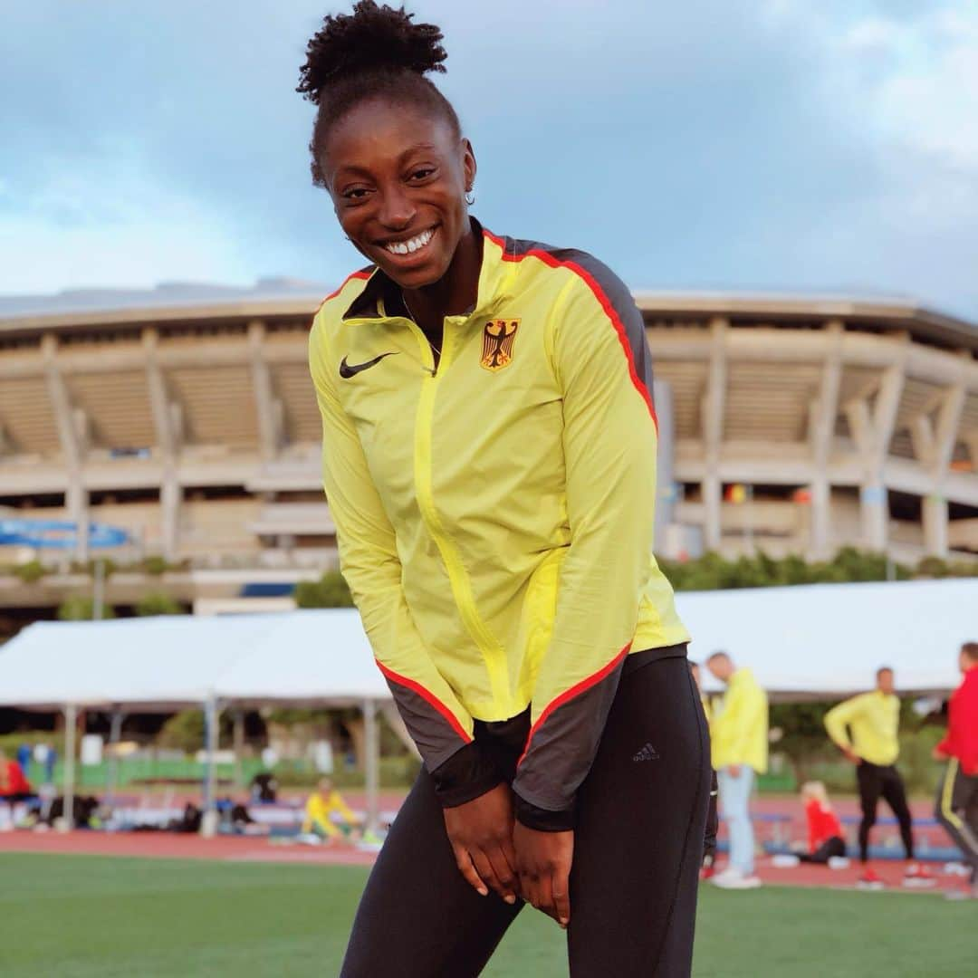 リサ・マリエ・クウェイイーさんのインスタグラム写真 - (リサ・マリエ・クウェイイーInstagram)「world relays 2019 here we go  @iaafyokohama19 🇯🇵 #teamgermany pic: @keshiabeverly #keshcam」5月11日 0時28分 - lisakwayie