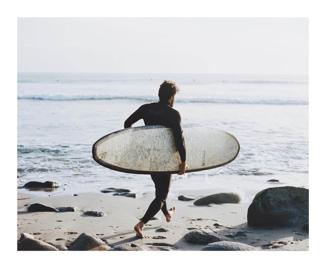 Cory Staudacherのインスタグラム：「Surf time.」