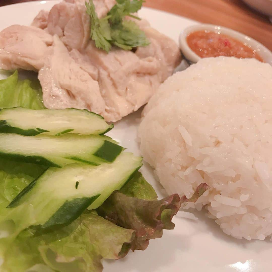 乃下未帆さんのインスタグラム写真 - (乃下未帆Instagram)「#バンコク #バンコク料理 #タイ料理 #カオマンガイ #生春巻き #スイートチリソース #中目黒 #仕事前の腹ごしらえ #バンコクスパイス #のし食」5月11日 1時25分 - noshita34